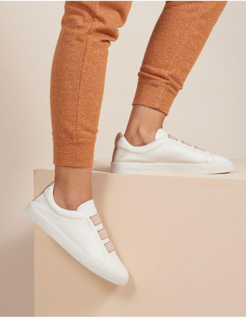 tenis branco via mia