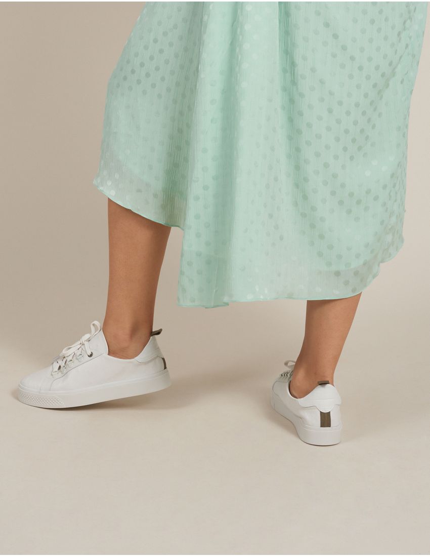tenis branco via mia