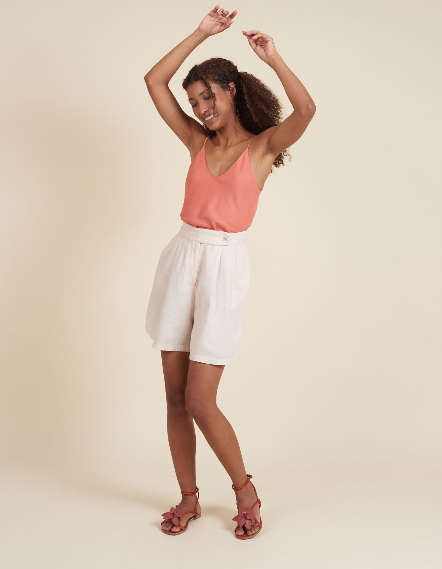 Rasteira Soft Flor de Couro - Camel