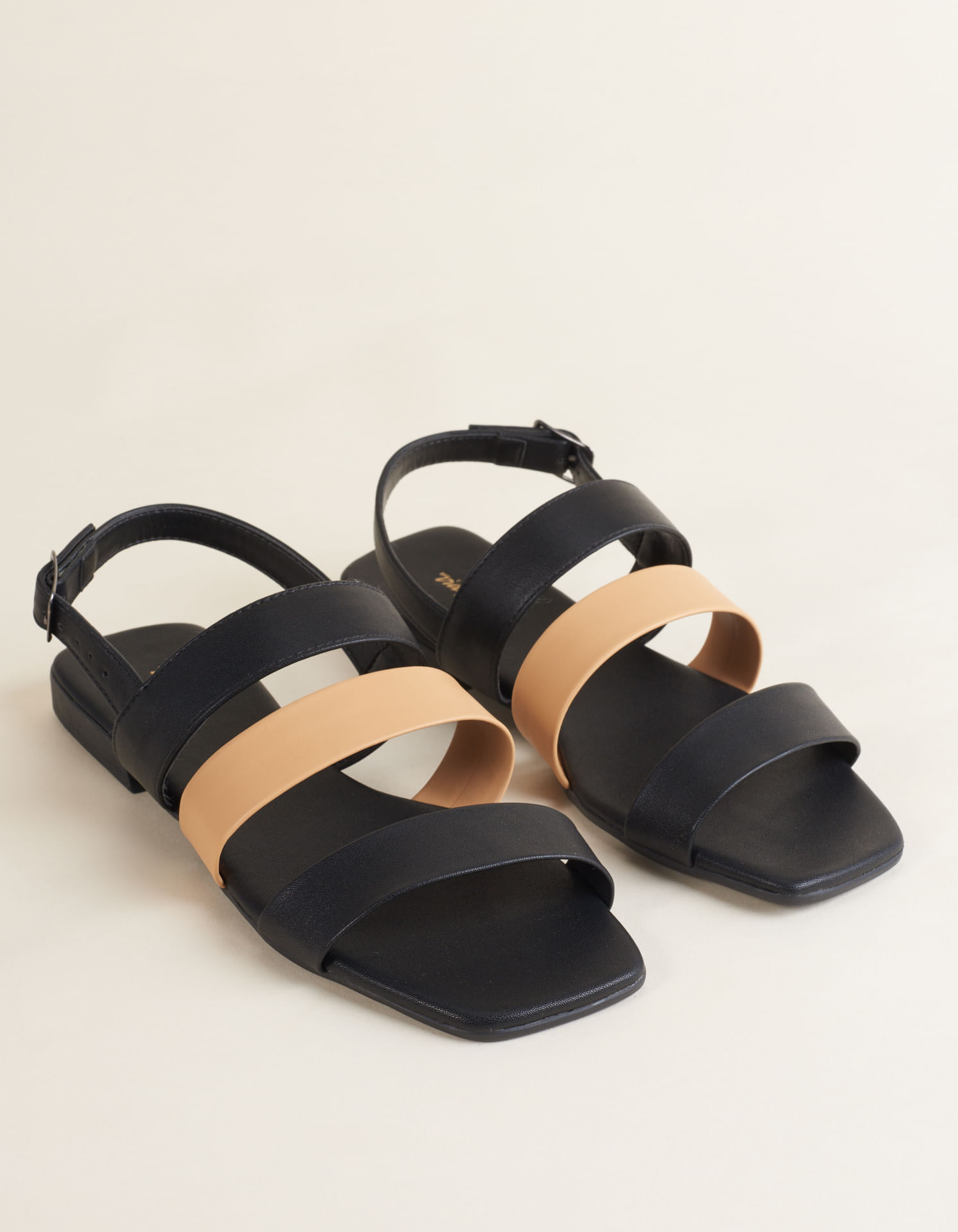 Rasteira Tiras Largas - Preto