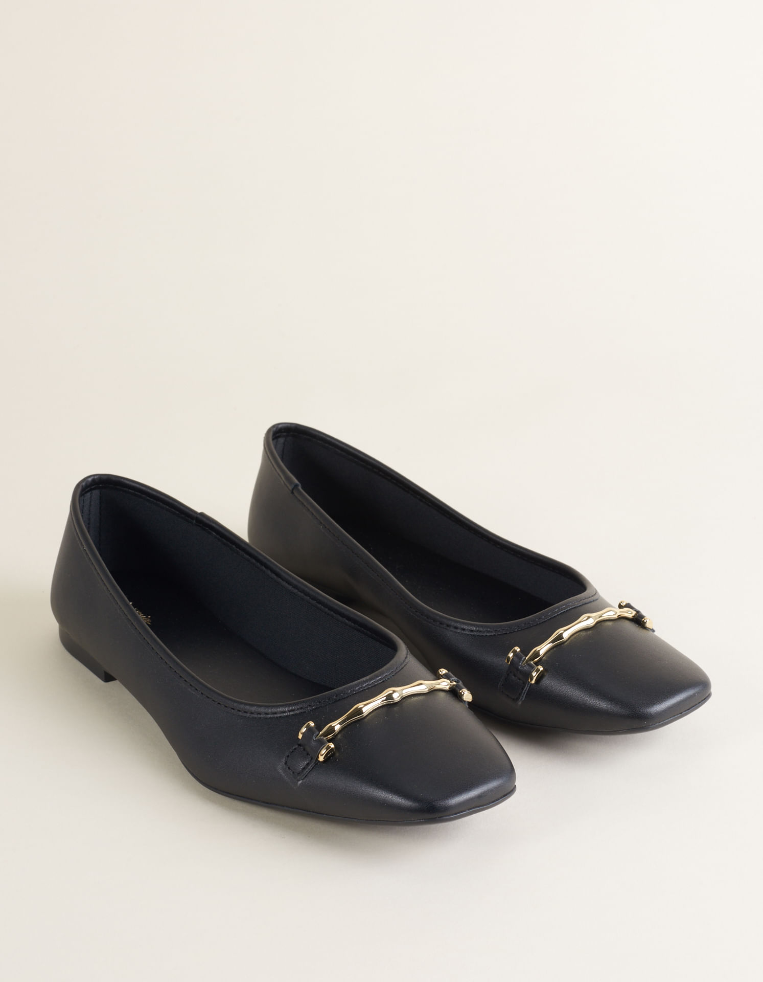 Sapatilha bico quadrado metal - Preto