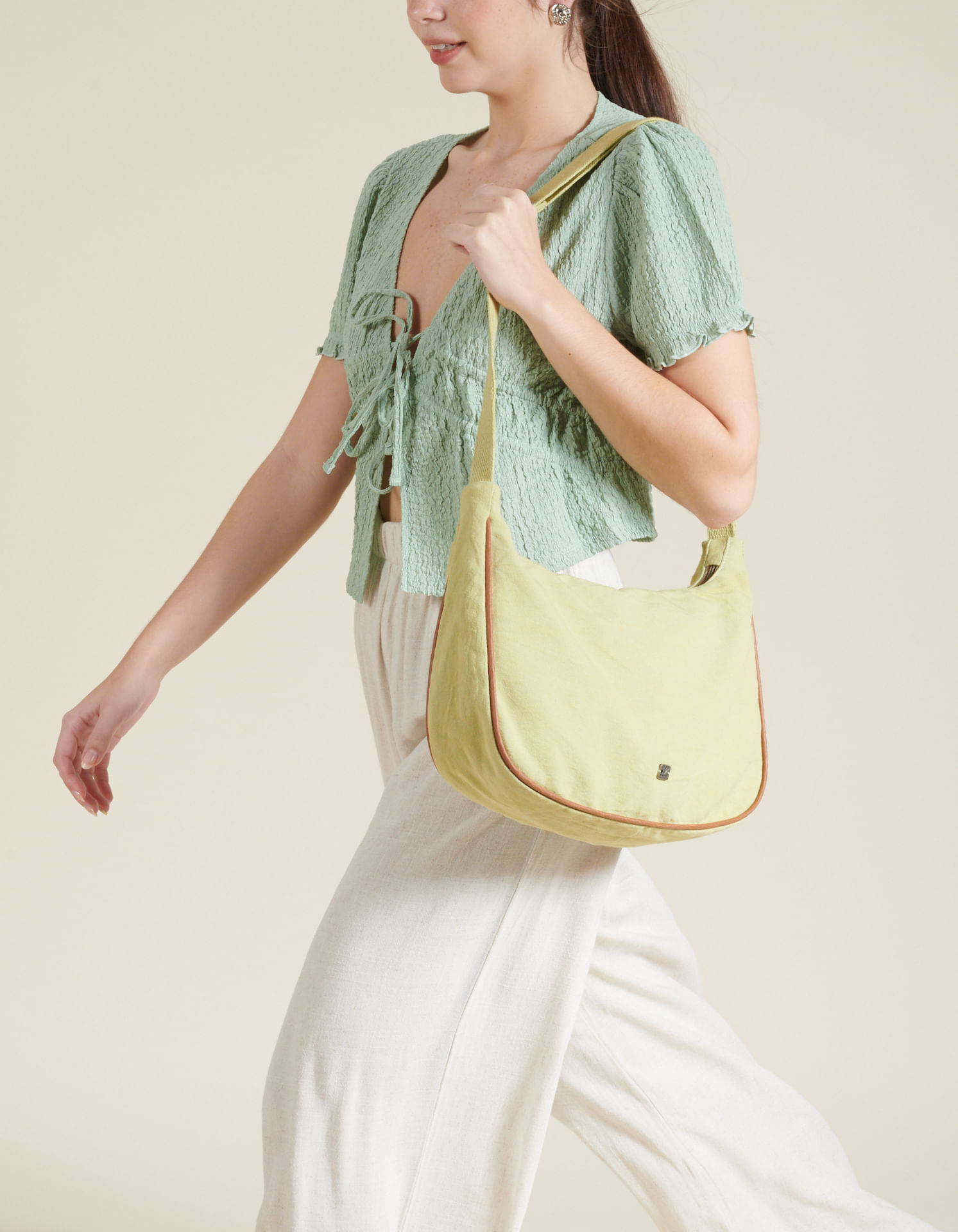 Bolsa tecido média alça ombro - Verde Cha