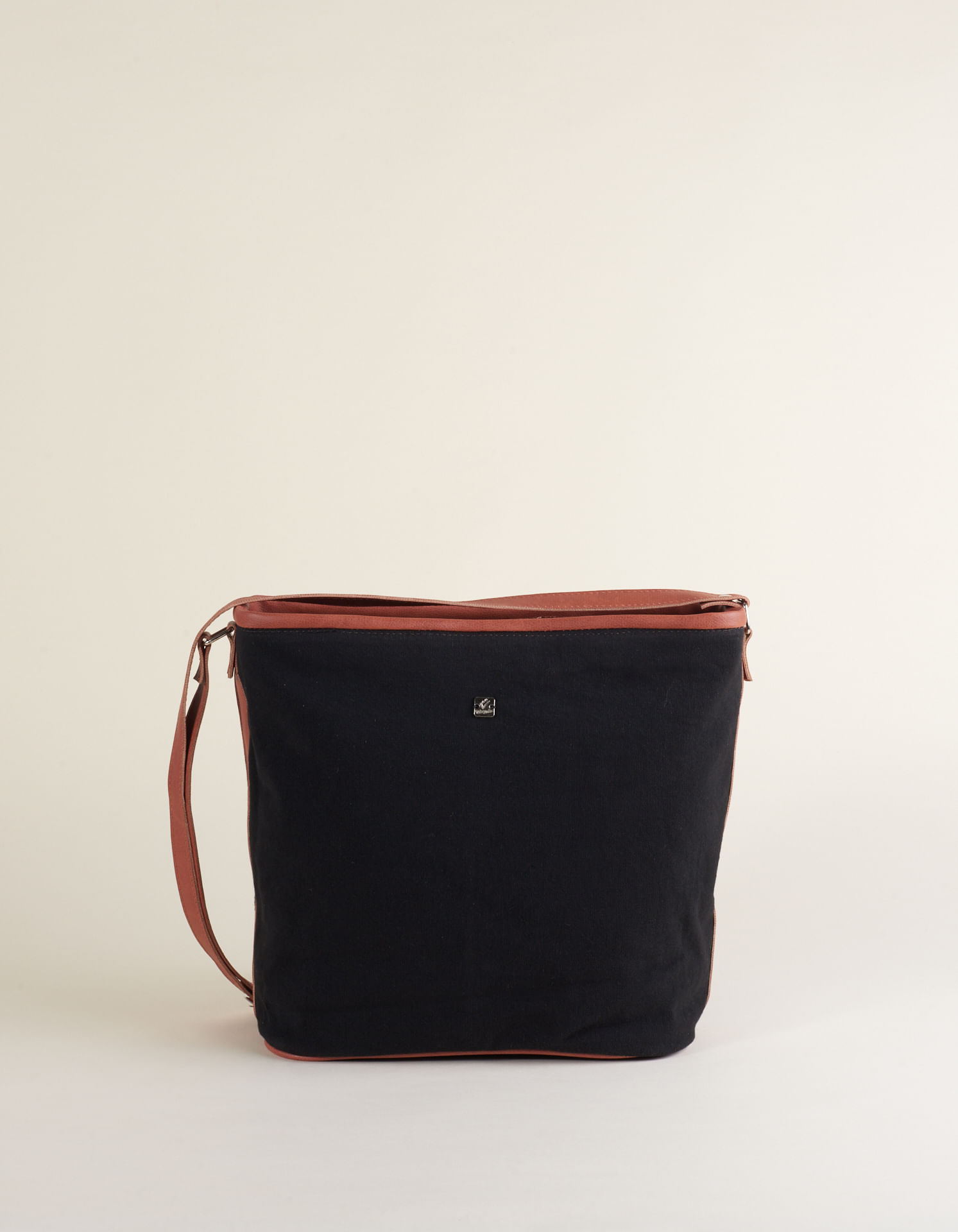 Bolsa em Lona com Alça de Ombro - Preto