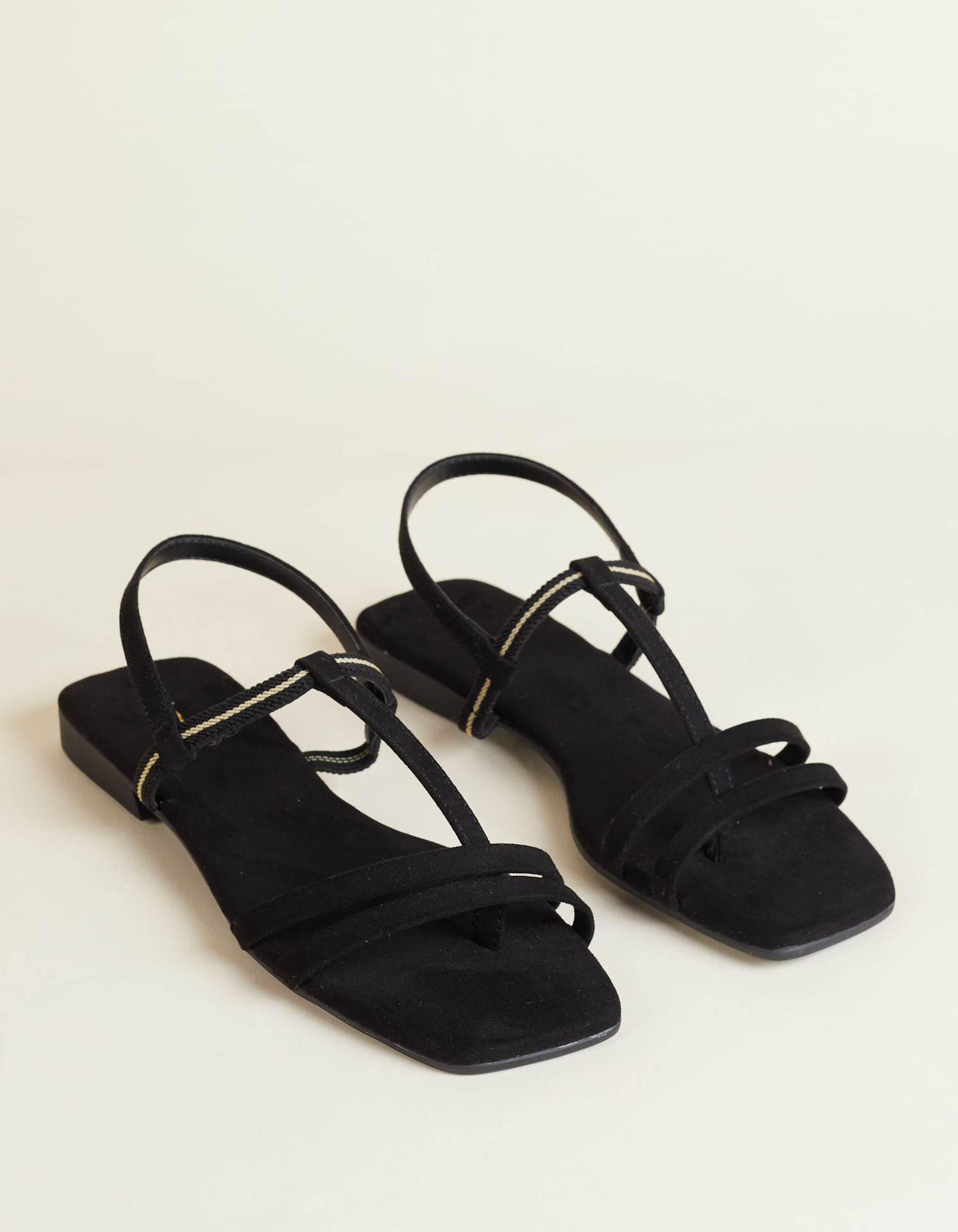 Rasteira Suede Com Elástico Color - Preto