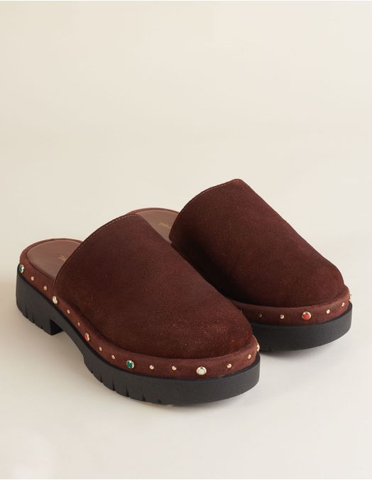 Clog Boho Couro Camurça com Metais - viamia