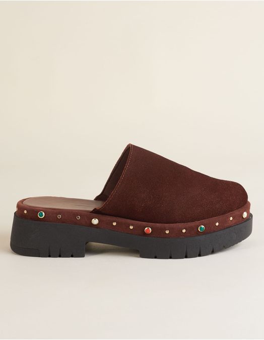 Clog Boho Couro Camurça com Metais - viamia