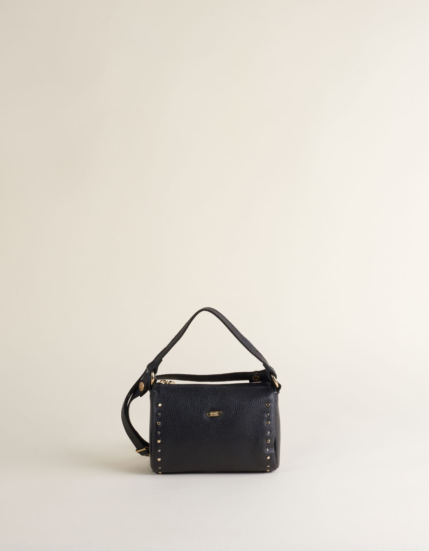 Bolsa Pequena Couro Com Rebites - Preto