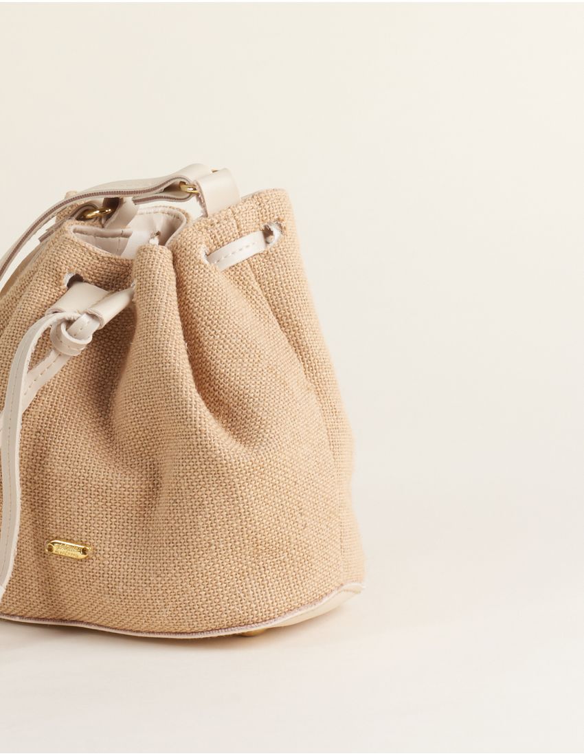 002000503280018_3-BTC-0776