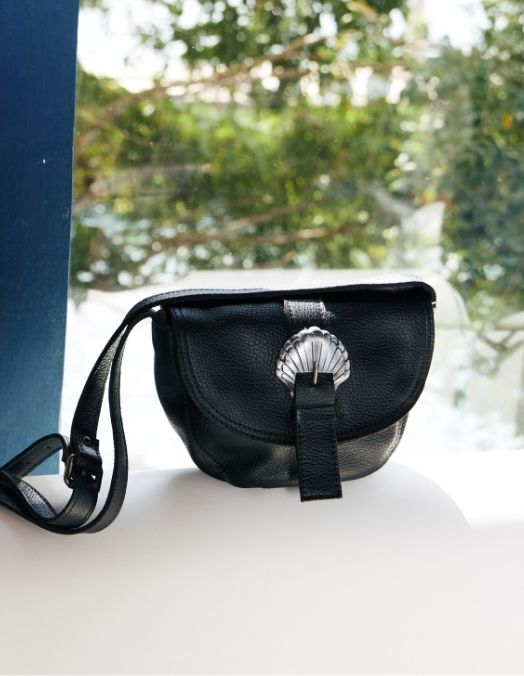 Bolsa Pequena Couro Concha - Preto
