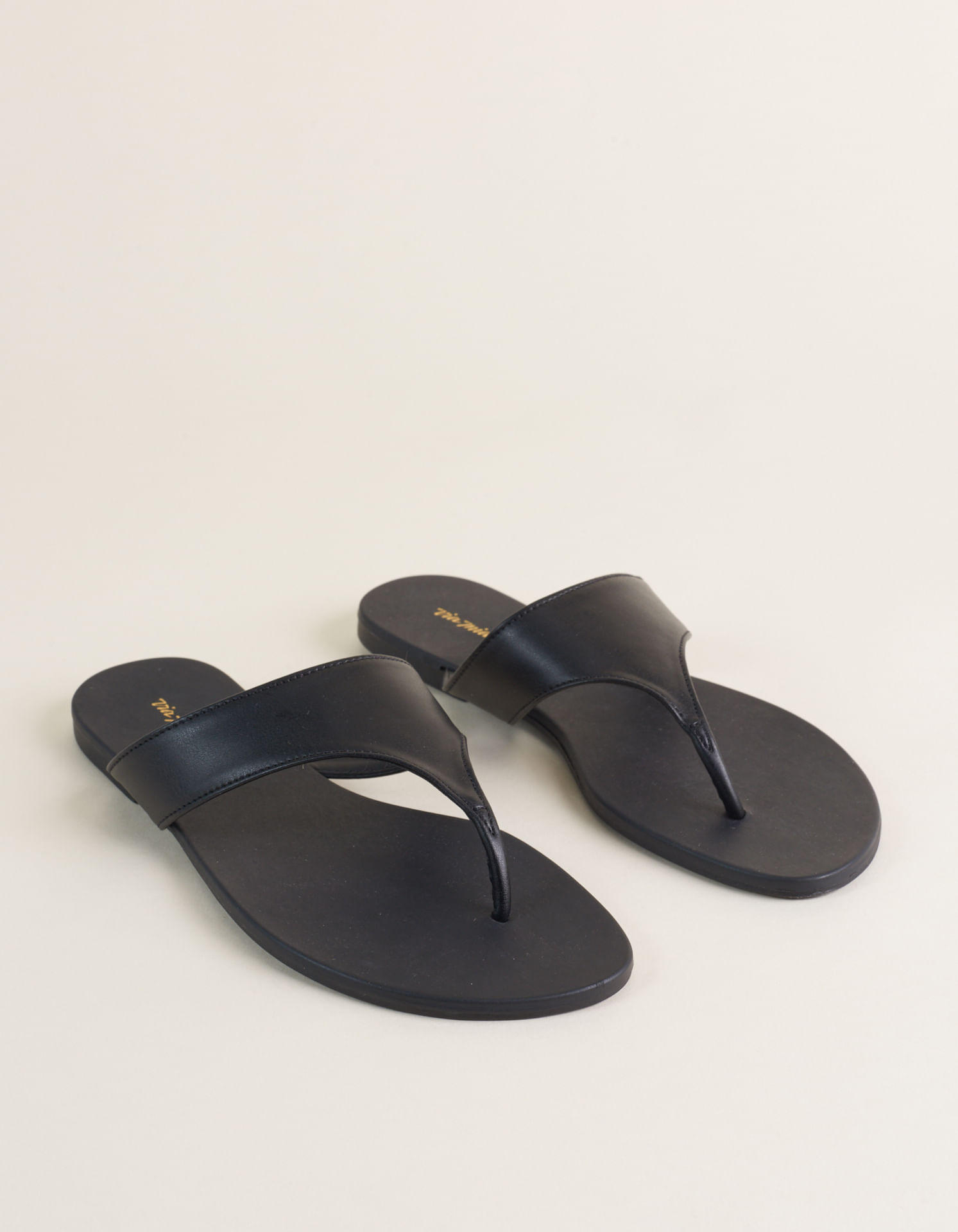 Rasteira Tipo Chinelo De Dedo Soft - Preto