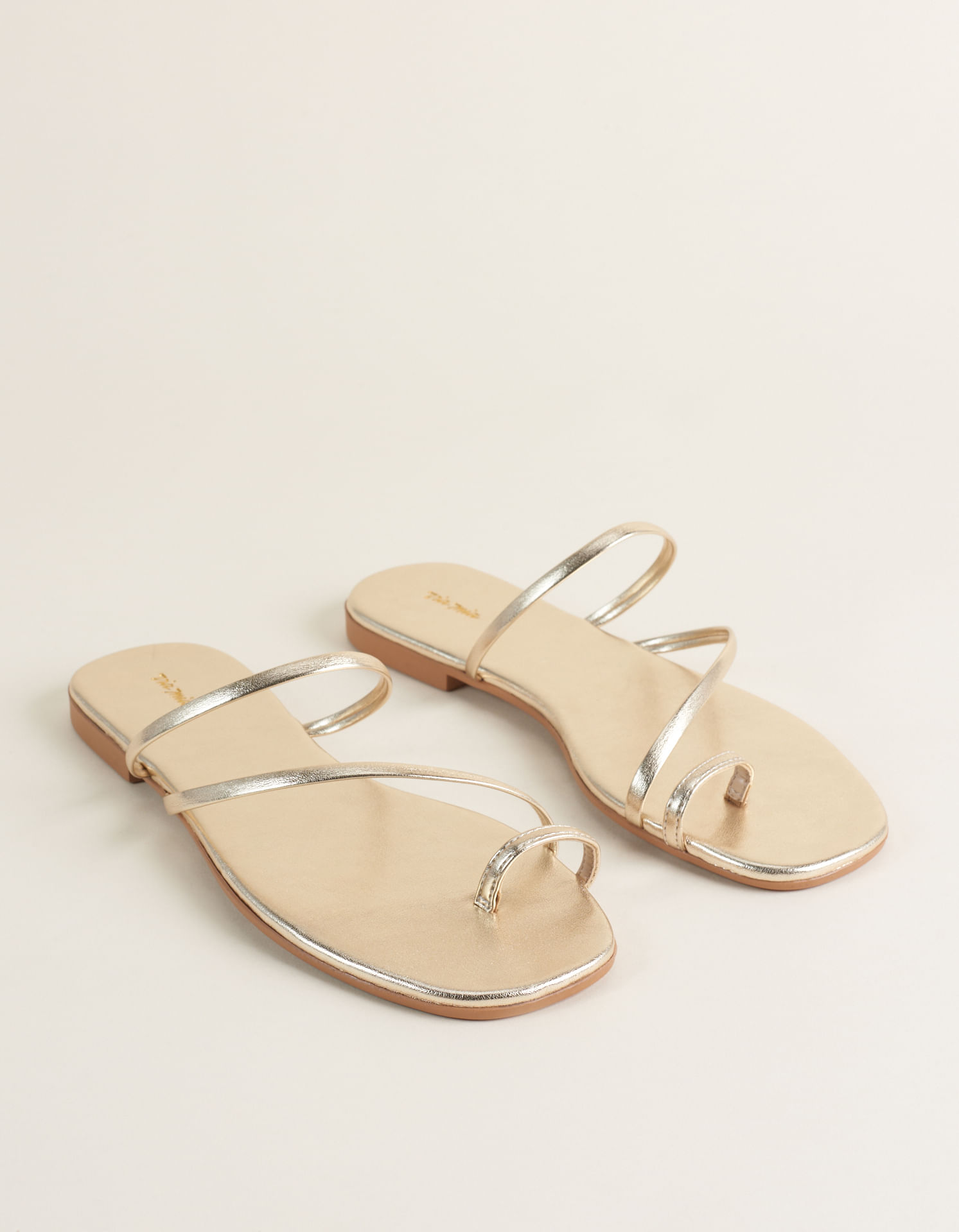 Rasteira Soft Metalizada Em Tiras - Ouro Light