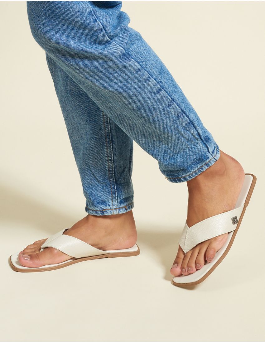 001001104180004_1-RT-1284