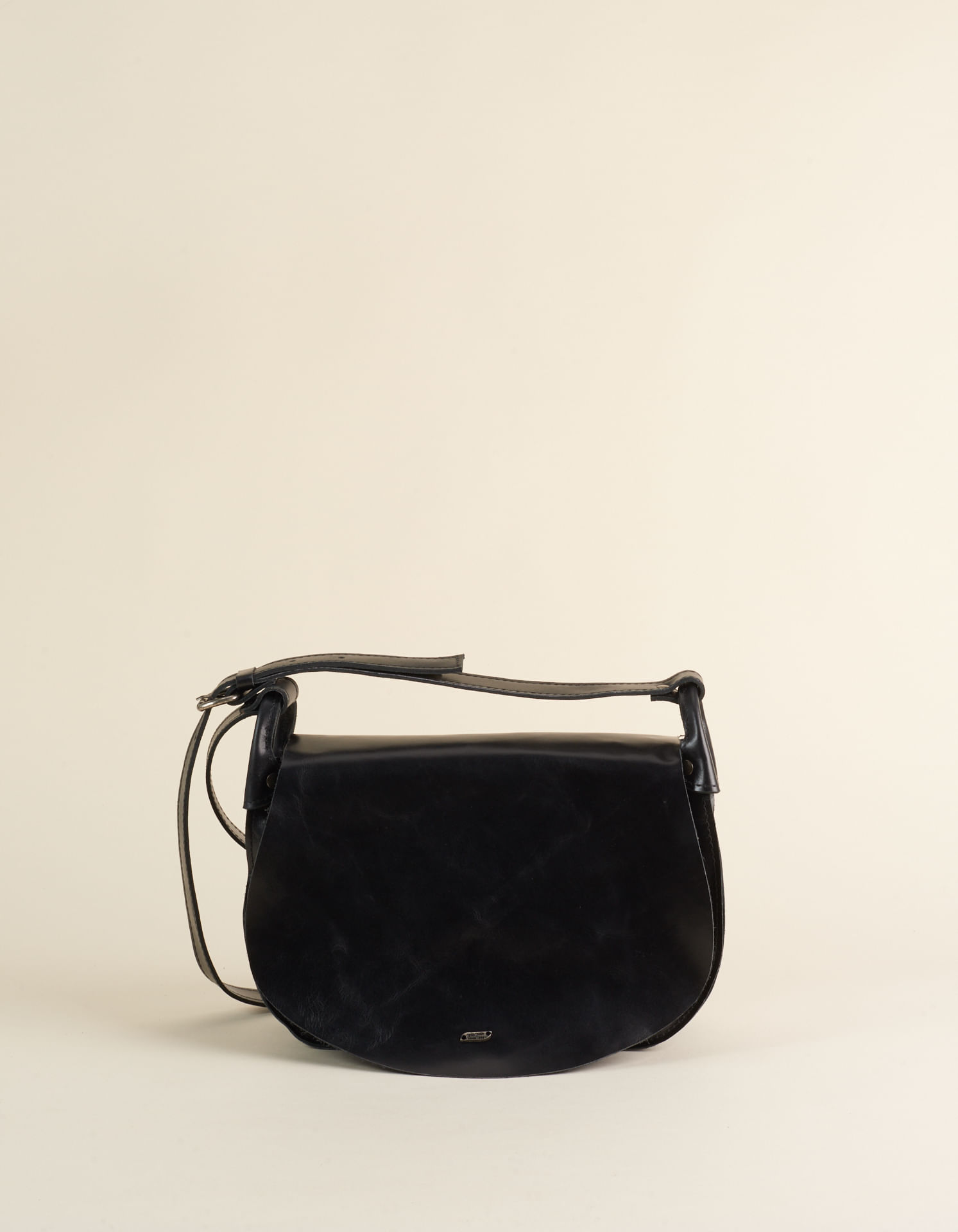 Bolsa Média Couro Carteiro - Preto