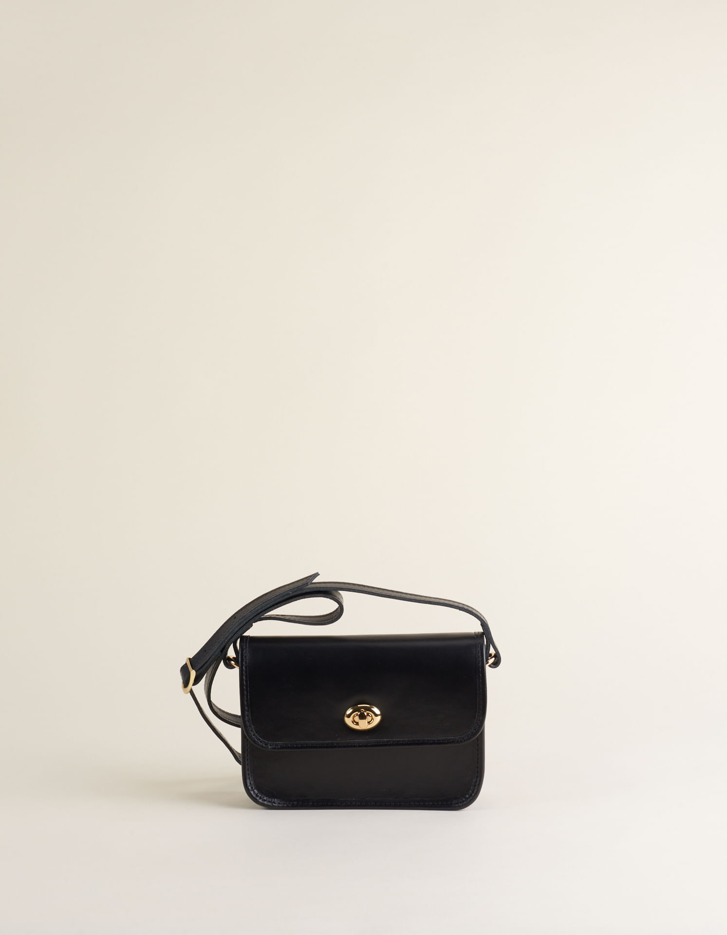 Bolsa Pequena Estruturada - Preto