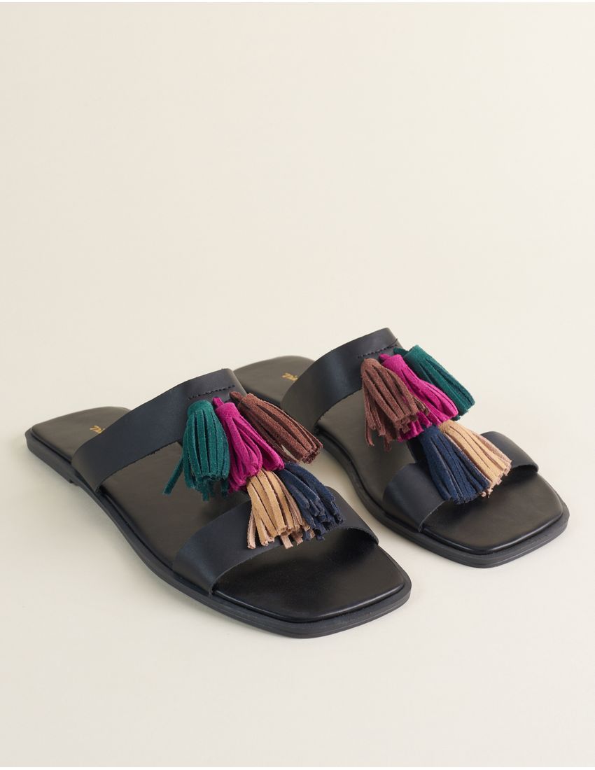 001001105220001_2-RT-1379