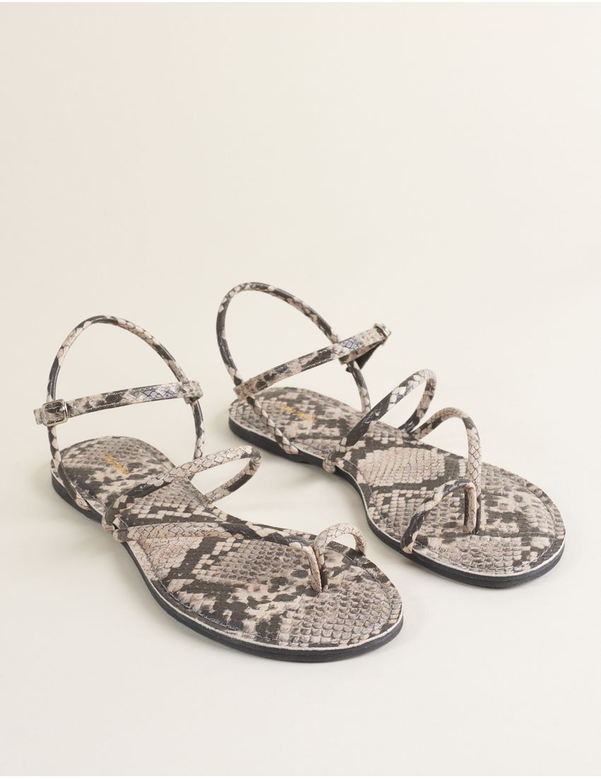 001001105330001_2-RT-1390