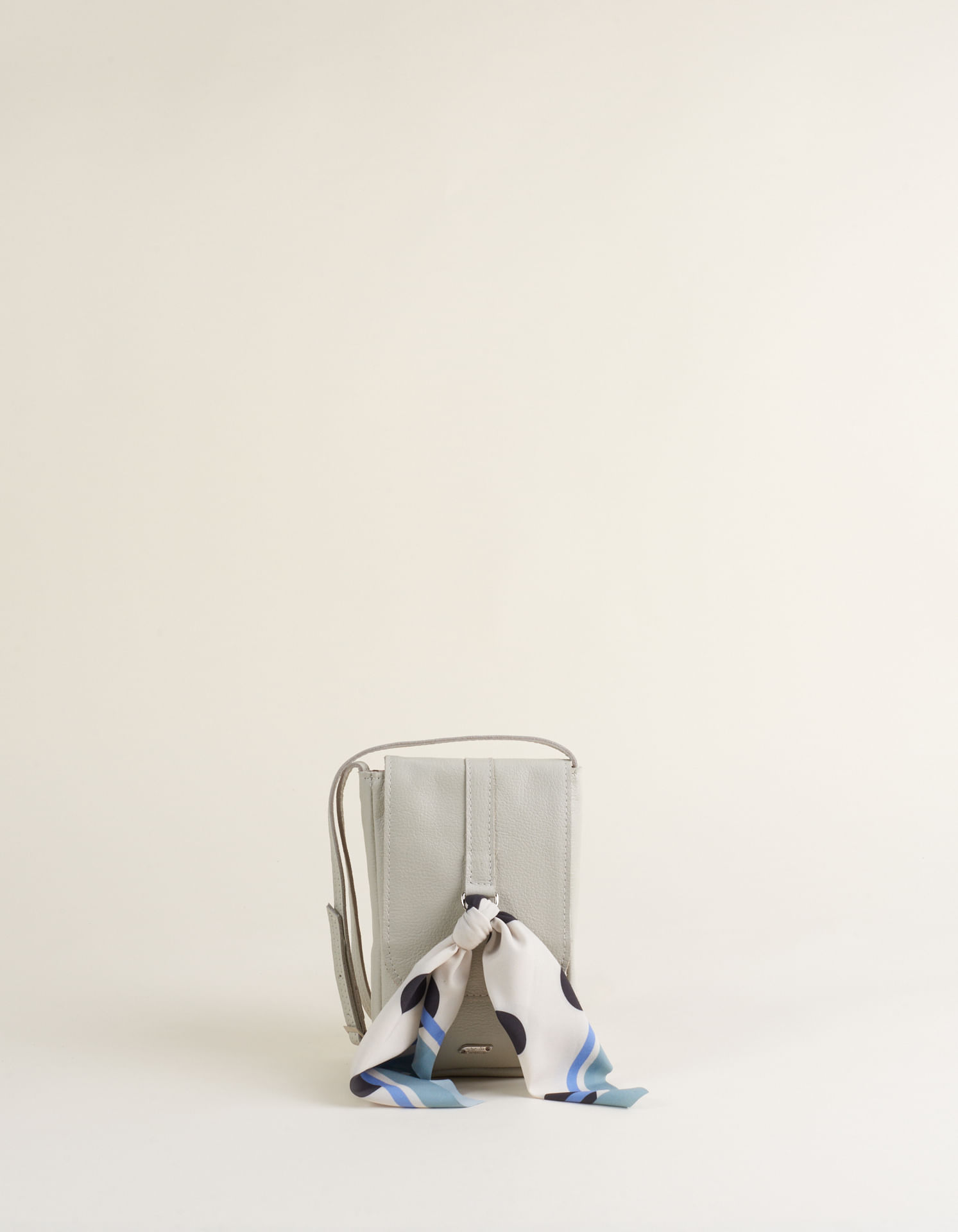 Bolsa Pequena Em Couro Com Lenço Estampado - Off White