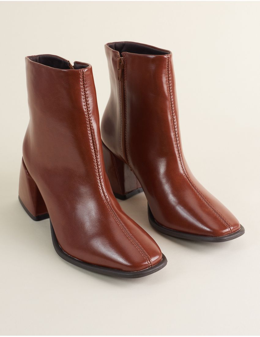 001000101190006_2-BT-0423