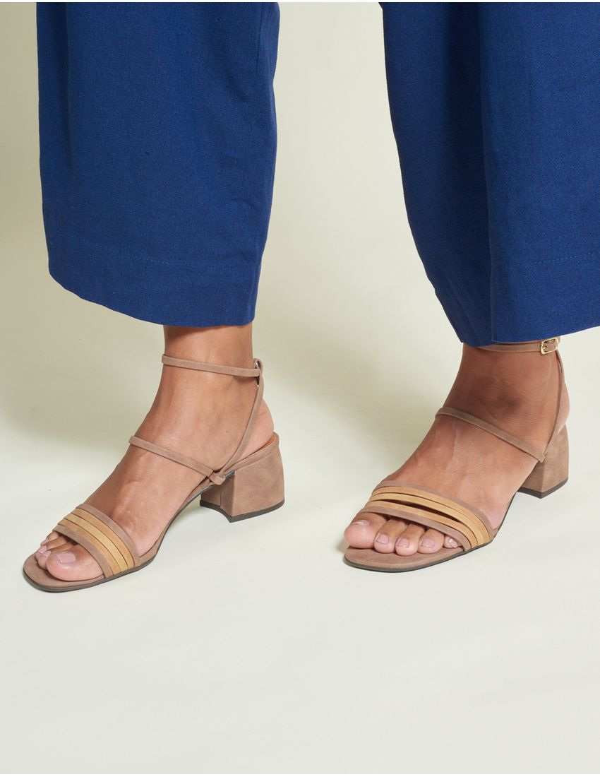 001002002380036_1-SM-0413