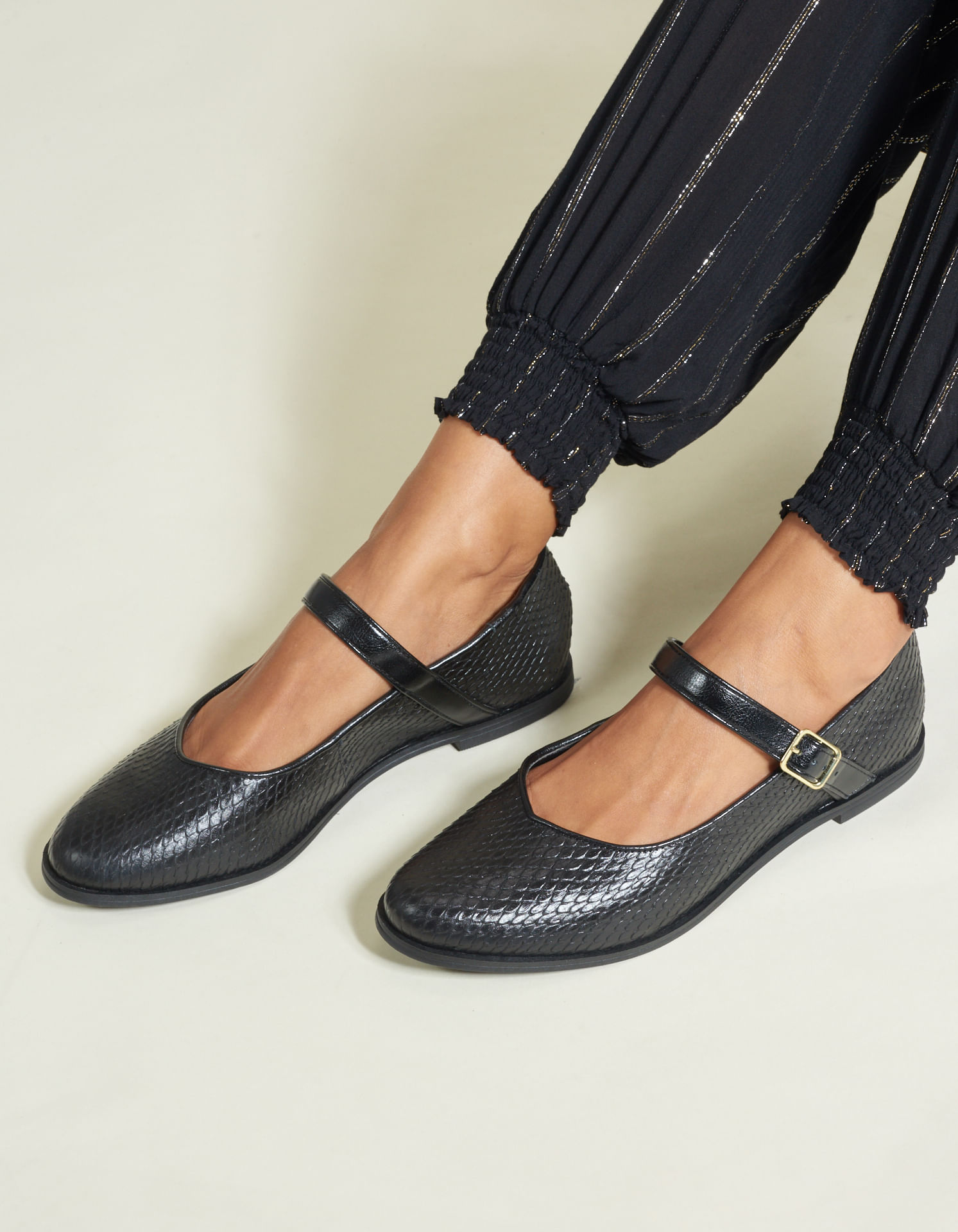 Sapatilha Couro Serpente - Preto
