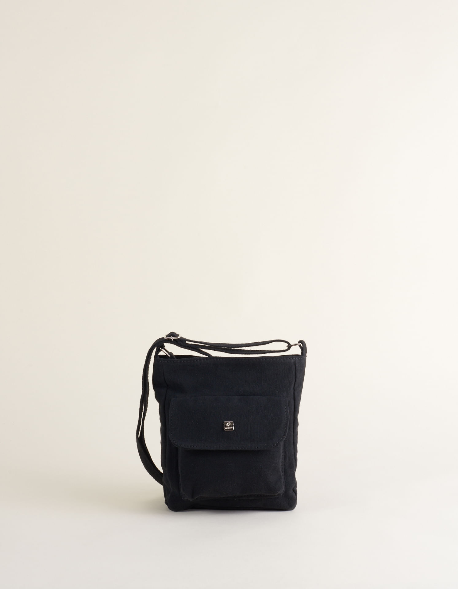 Bolsa Em Lona Com Bolso Frontal E Zíper - Preto