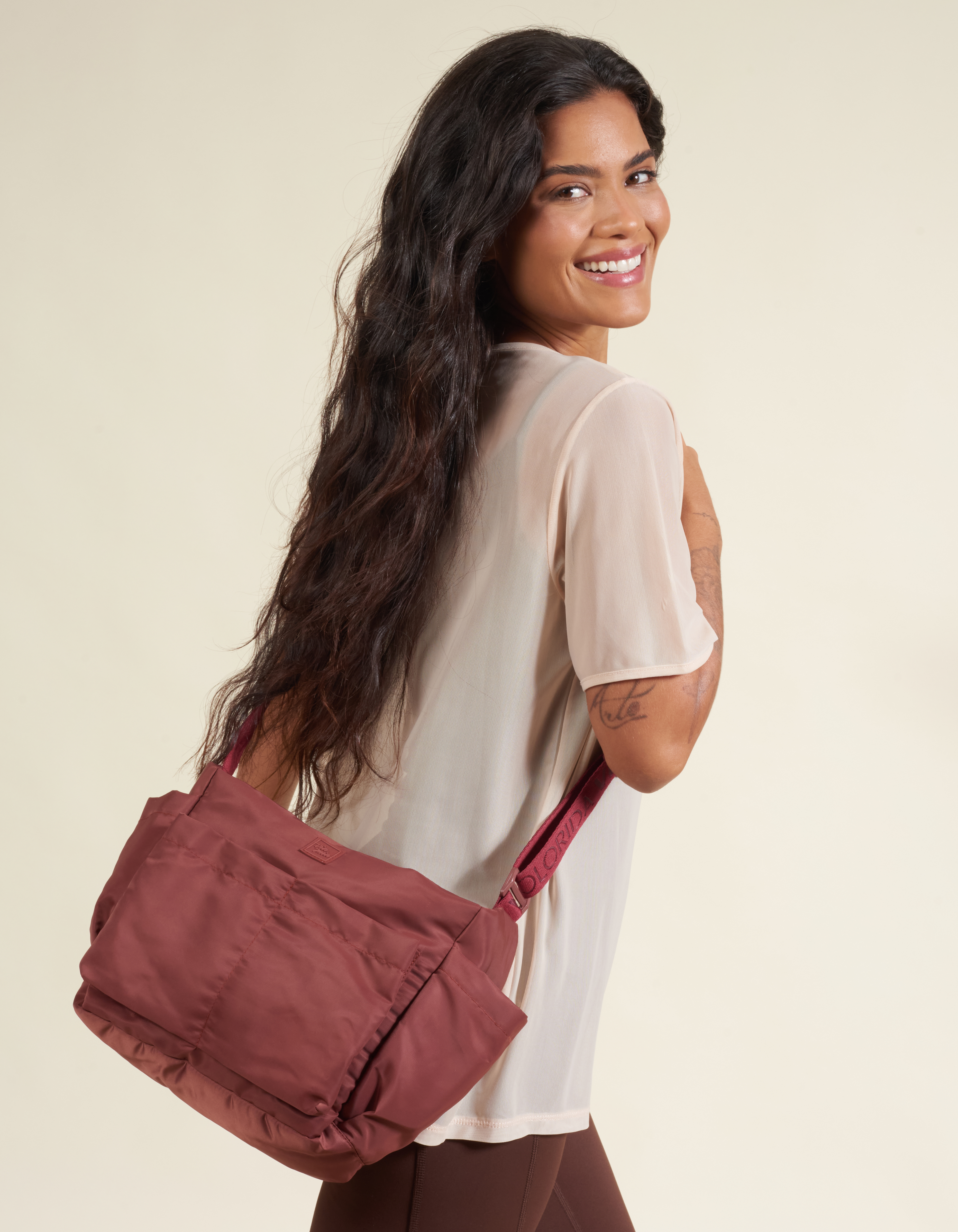 Bolsa Em Nylon Com Bolsos E Alça Em Cadarço - Cafe