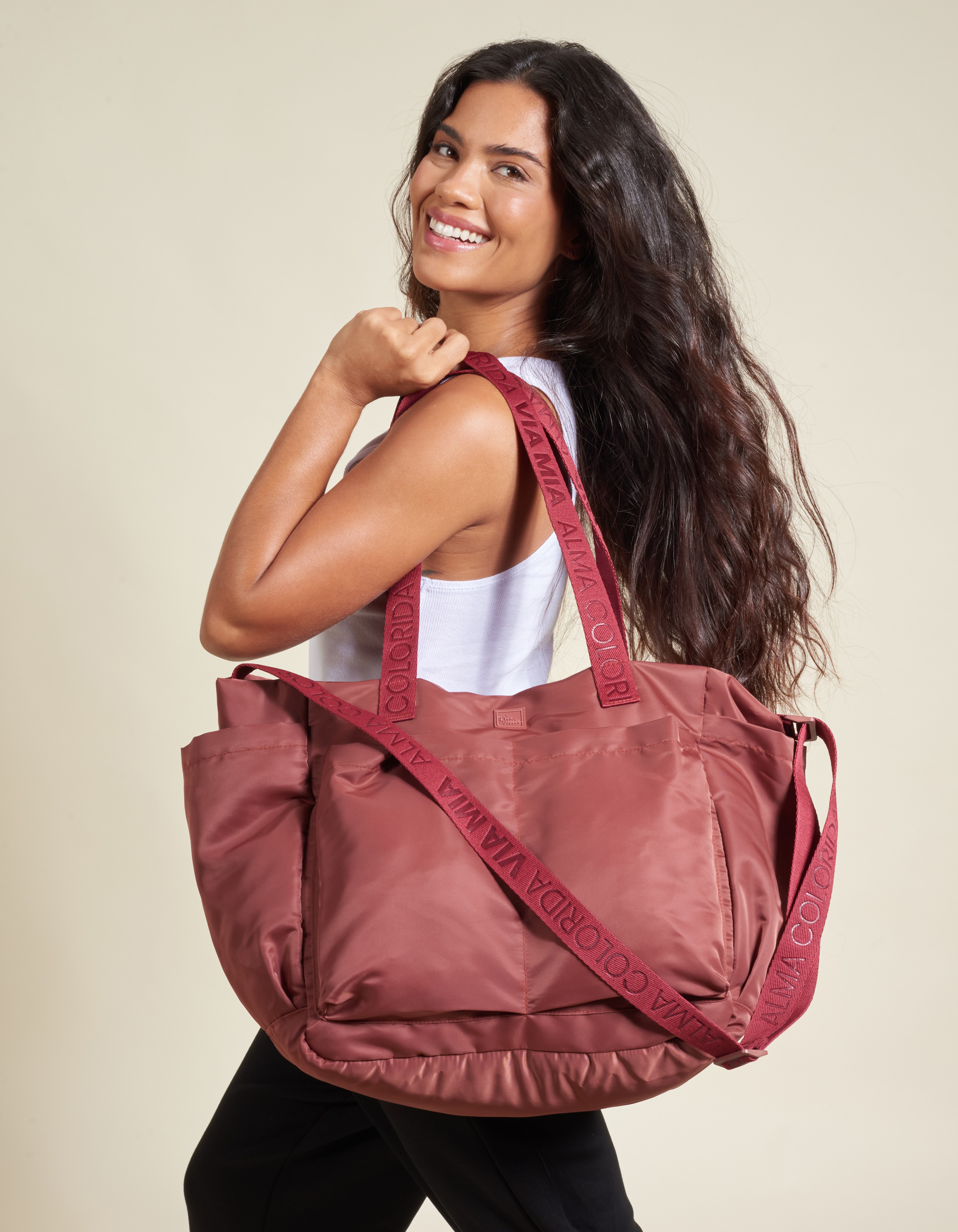 Mala Em Nylon Com Bolsos E Alça De Encaixe - Cafe