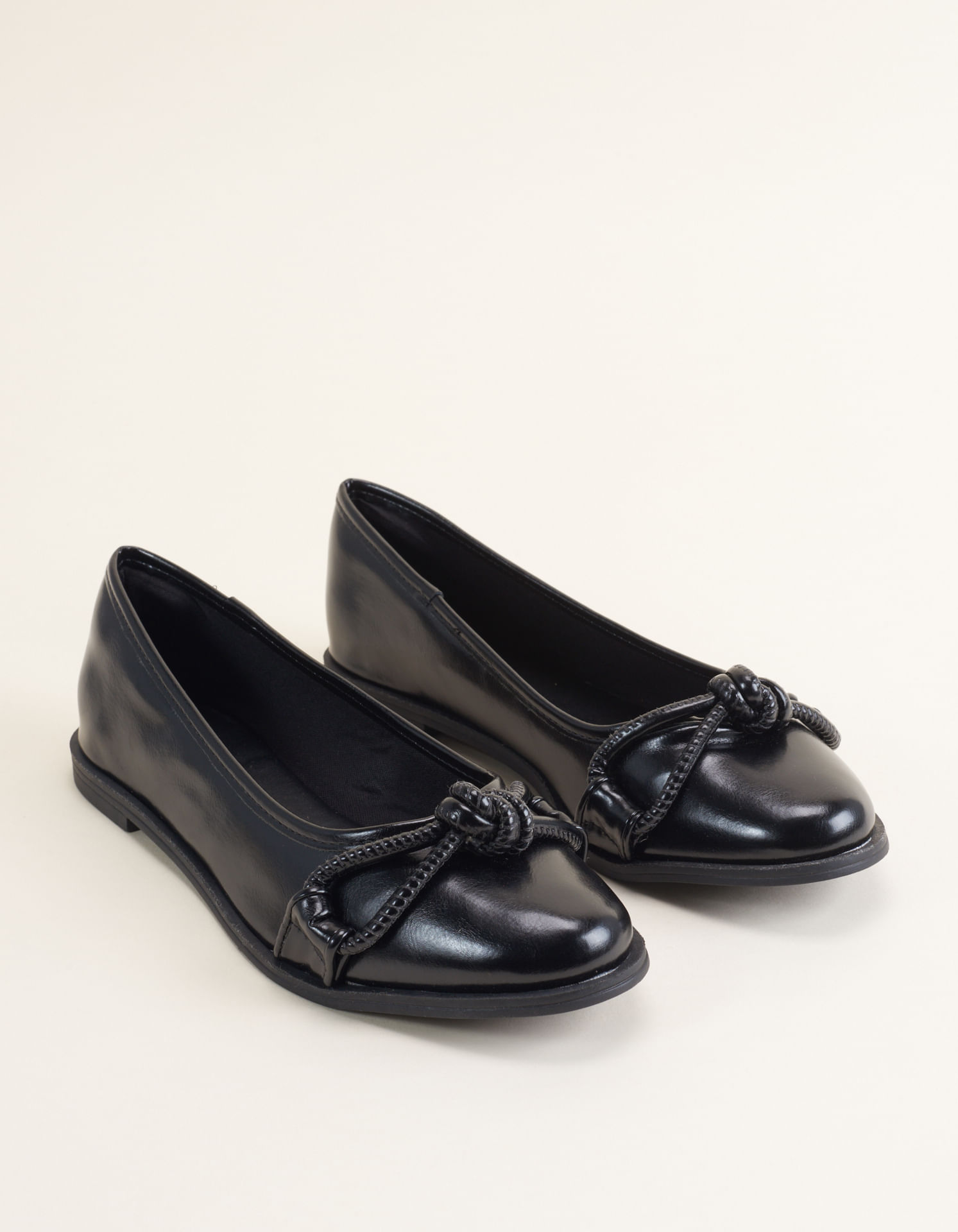Sapatilha Em Soft Com Laço Rolotê - Preto